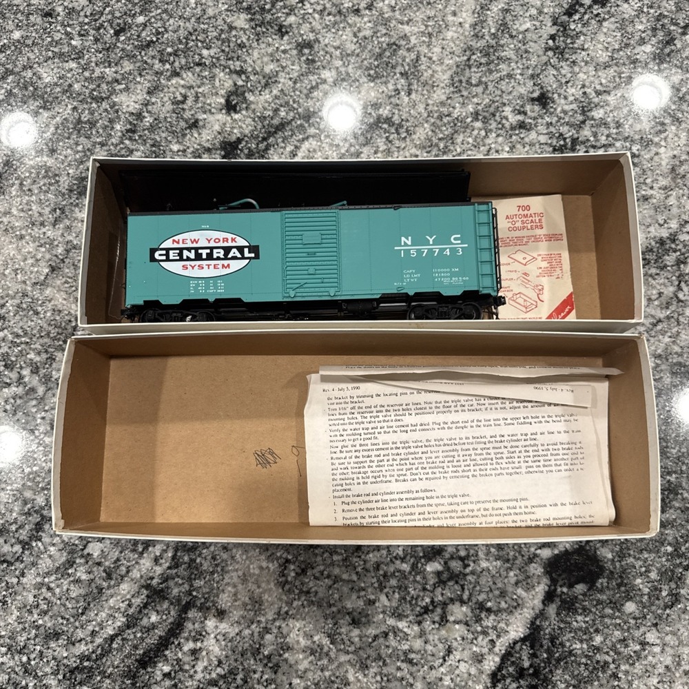 NYC 157743 NEW YORK CENTRAL SYSTEM Green‎ 1937 AAR Box CAR Model Complete